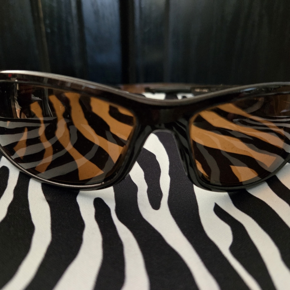 Columbia Men's sun glasses